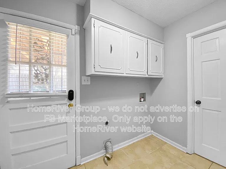 3106 Yates St — Photo 9