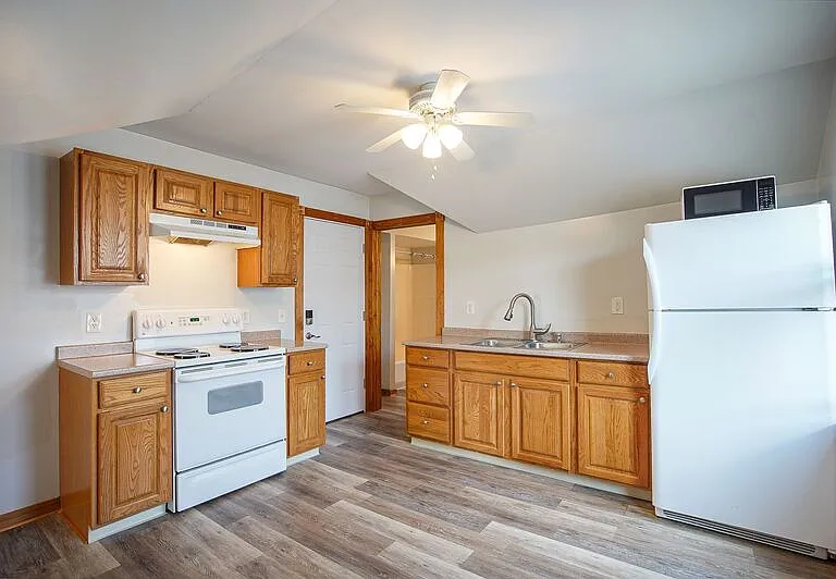 104-106 Madison St #3 — Photo 9