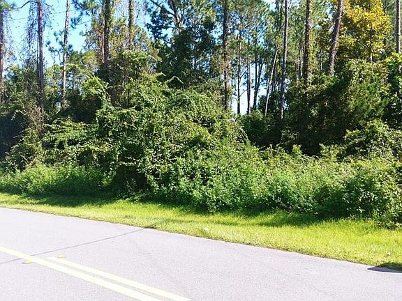5th image of 33 Wood Haven Dr