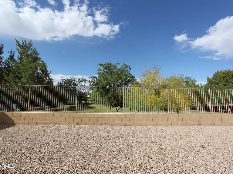 43522 W Snow Dr — Photo 25