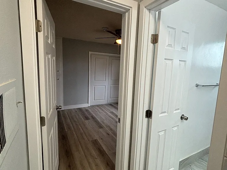 8633 Orchard Ave — Photo 14