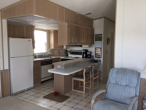 2nd image of 387 Nettles Blvd