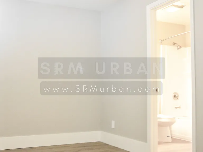 2229 2nd Ave #7 — Photo 7