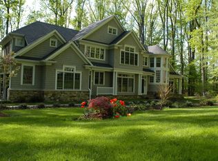 11221 River View Dr, Potomac, MD 20854