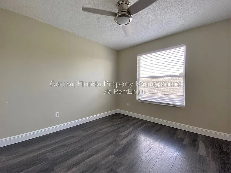 4115 Andover Cay Blvd — Photo 19