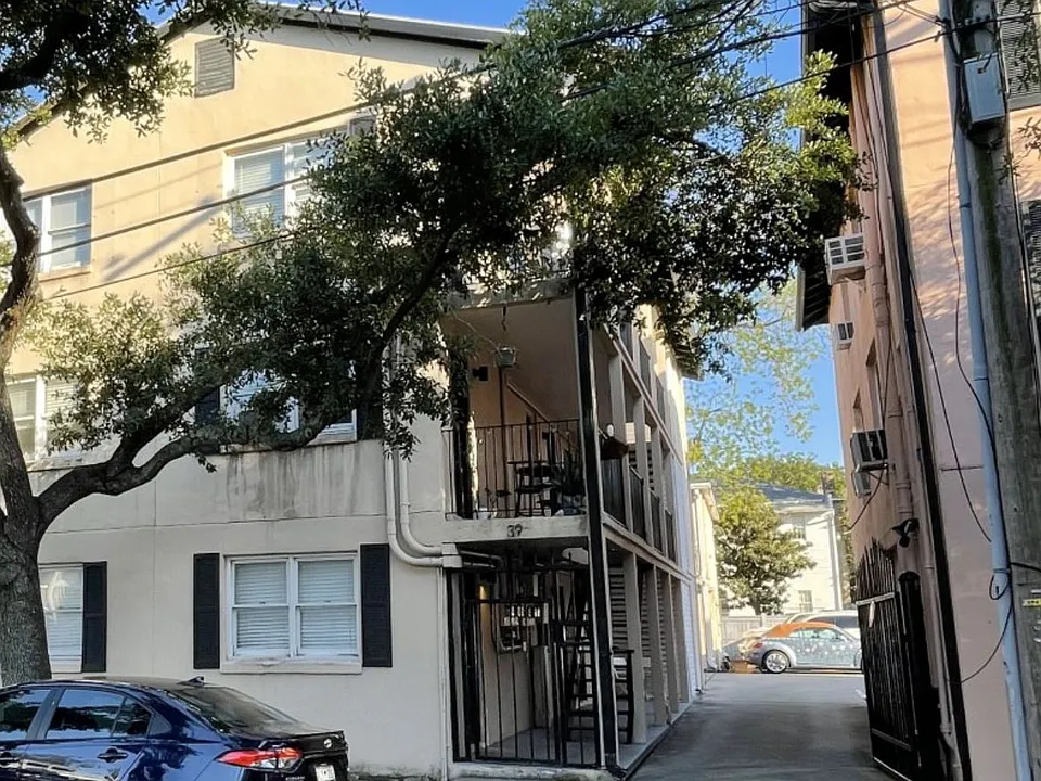 39 Mary St