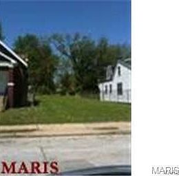 1st image of 2527 Grover St