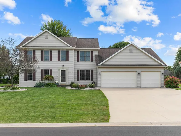 W6045 Zinnia Dr, Appleton, WI 54915