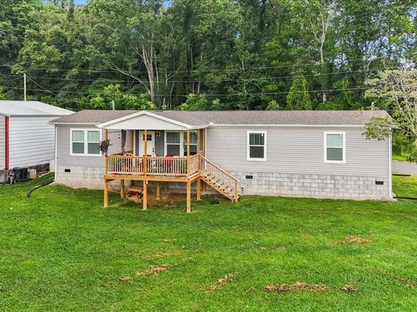 145 Oakwood Dr, Newport, TN 37821