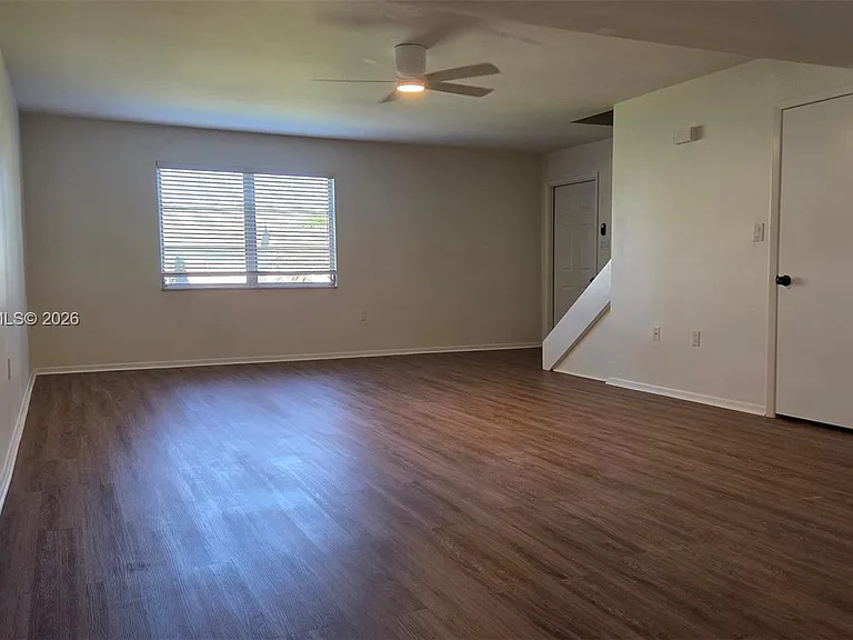 180 Cypress Way E #E230 — Photo 14