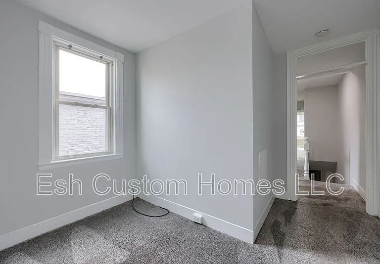 611 S Prince St — Photo 32