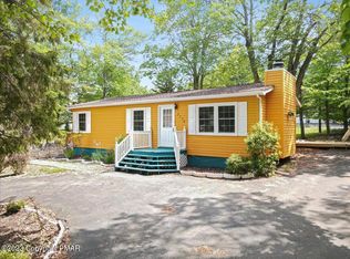 5179 Classic Dr, Tobyhanna, PA