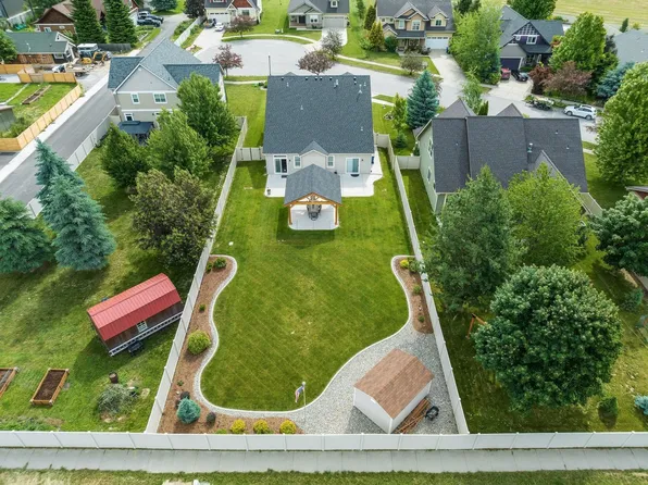 3735 Grandview Dr, Sandpoint, ID 83864