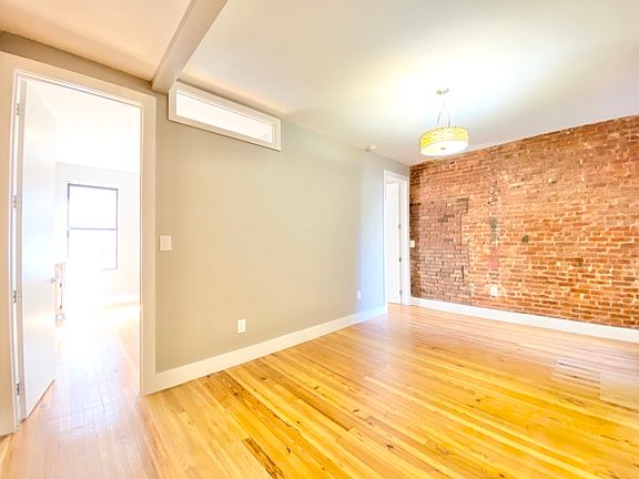 5th image of 205 W 147th St Unit 8B