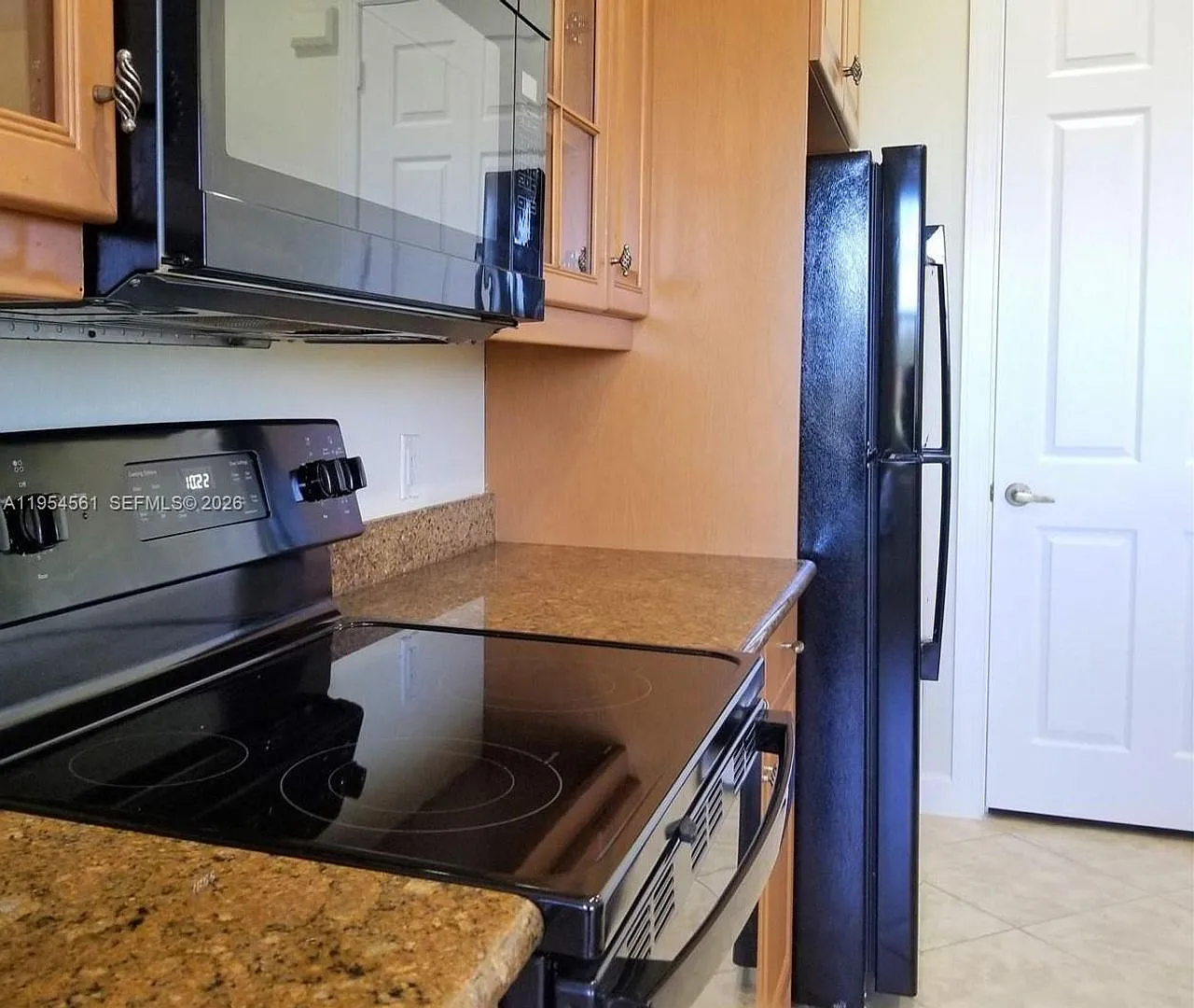 8255 NW 128th Lane 19-C, Parkland, FL 33076 — Photo 3