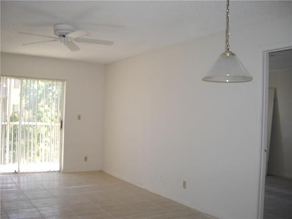 5th image of 2221 S Sherman Cir APT 408