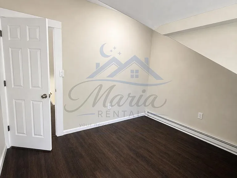 1013 Prospect St #2R — Photo 13