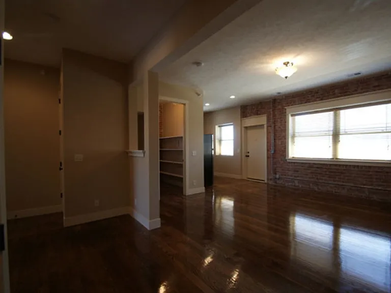 2934 Leavenworth St — Photo 36