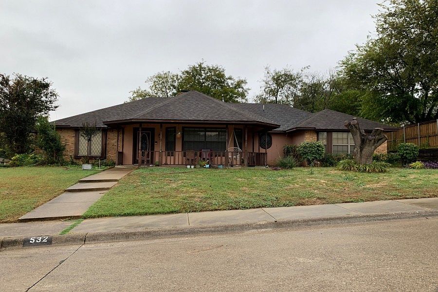 1st image of 532 E Lanett Dr