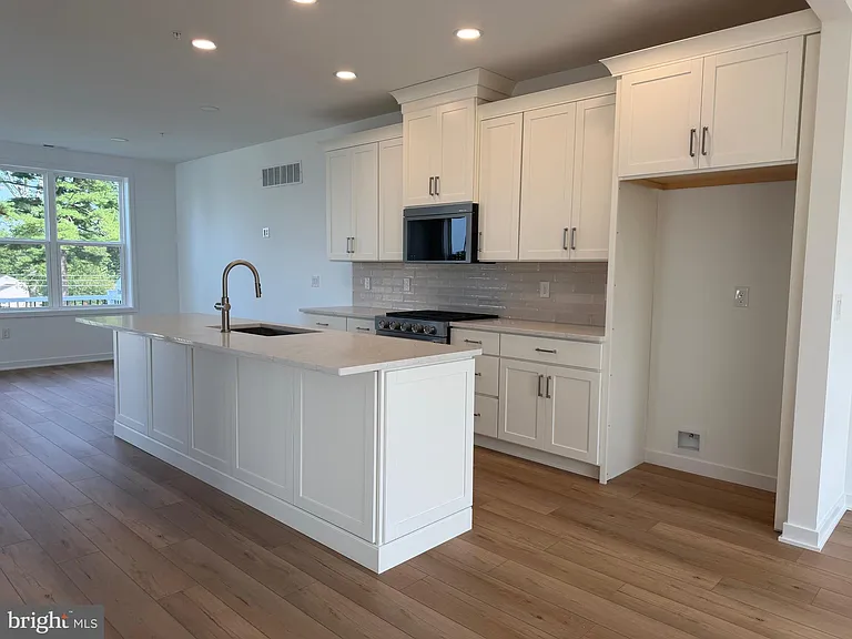 111 Brianna Ct #6 — Photo 12