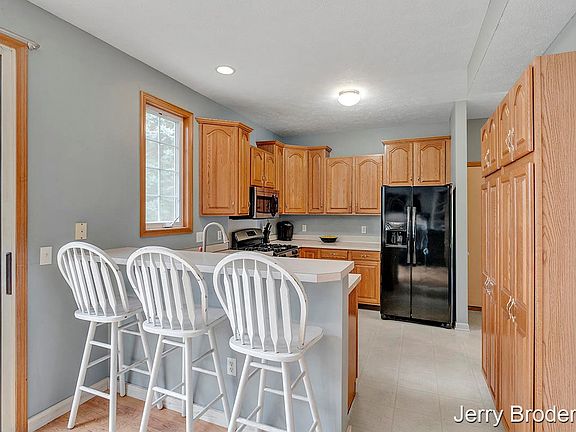 5th image of 5764 Dorado Ct NE