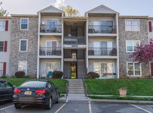 96 Robertson Way, Lincoln Park, NJ 07035