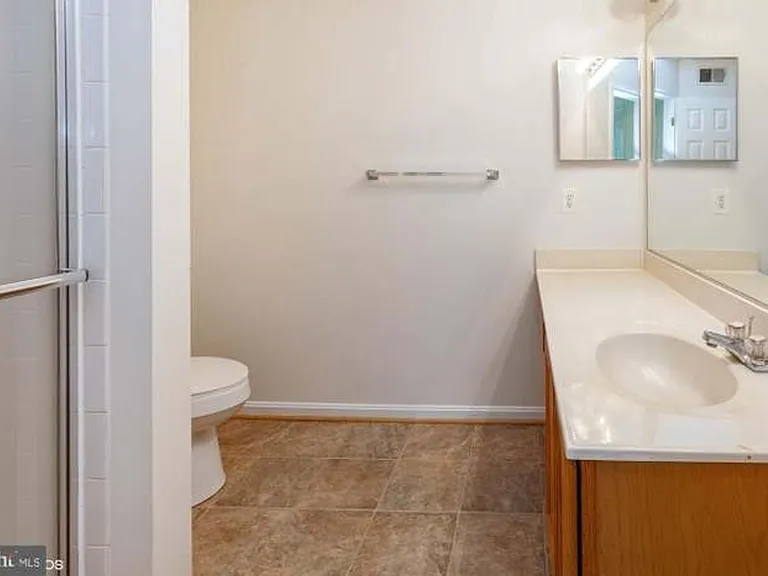 7836 Canter Ct — Photo 7