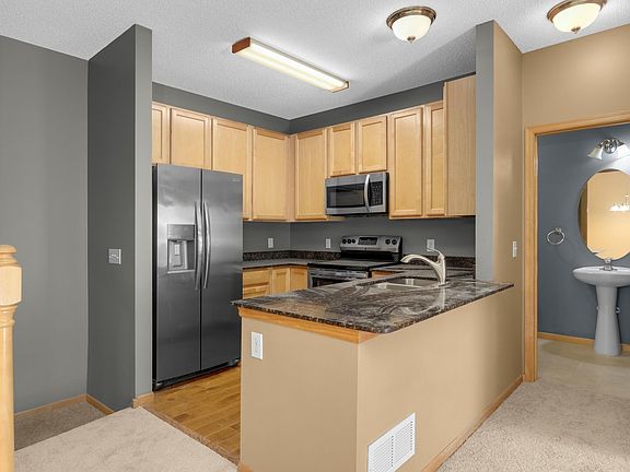 3rd image of 3672 Abercrombie Ln