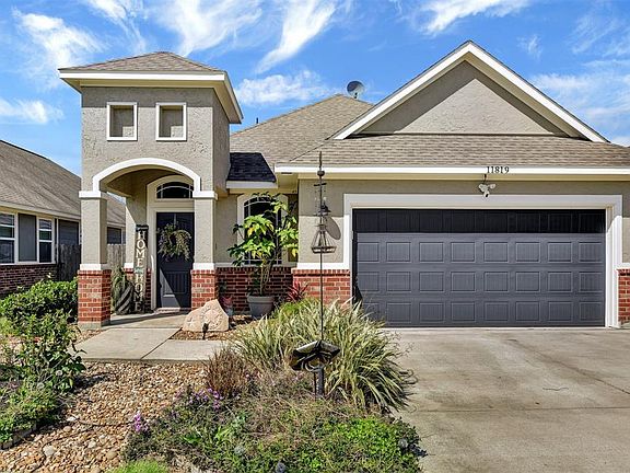 2nd image of 11819 Champions Gate Dr