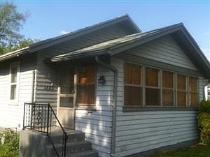 2nd image of 1325 Bissell St
