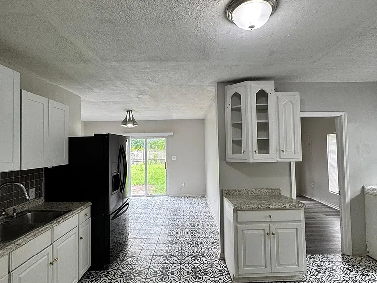 5132 W Caven St — Photo 20