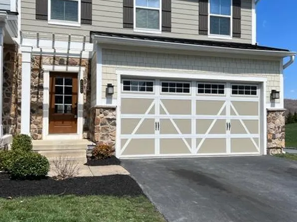 525 Cliff Ln, Malvern, PA 19355