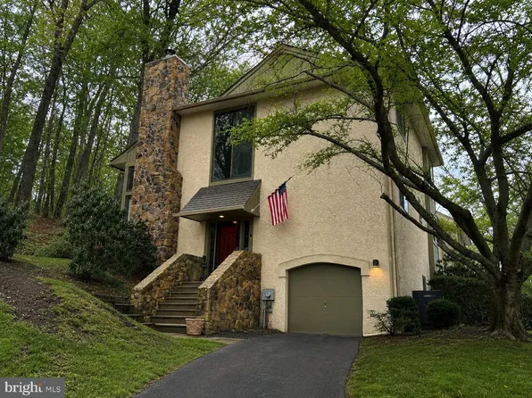 488 Lynetree Dr #4-A, West Chester, PA 19380