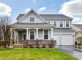 2874 Cornwall Ln, Geneva, IL 60134