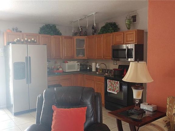 2nd image of 6008 N Cameron Ave