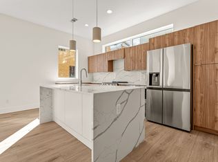 2206 Arroyo Ave #402, Dallas, TX 75219