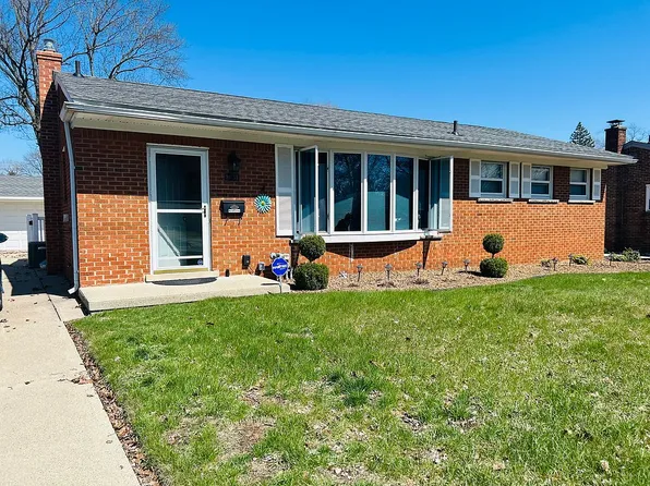 36753 Greenbush Rd, Wayne, MI 48184