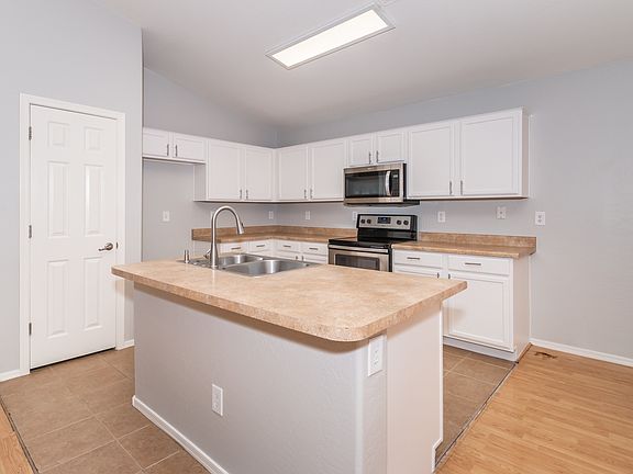4th image of 4637 N 123rd Dr