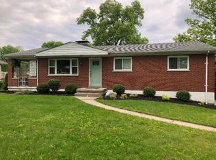 9485 Crestfield Dr, West Chester, OH 45069