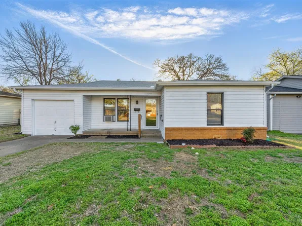 1208 Dora St, Bedford, TX 76022