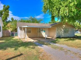 501 S Santa Fe Dr, Edmond, OK 73003