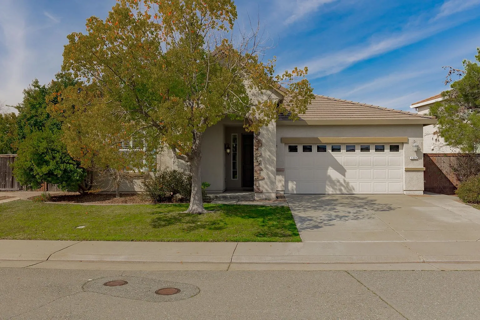 1324 Standish Cir photo 1