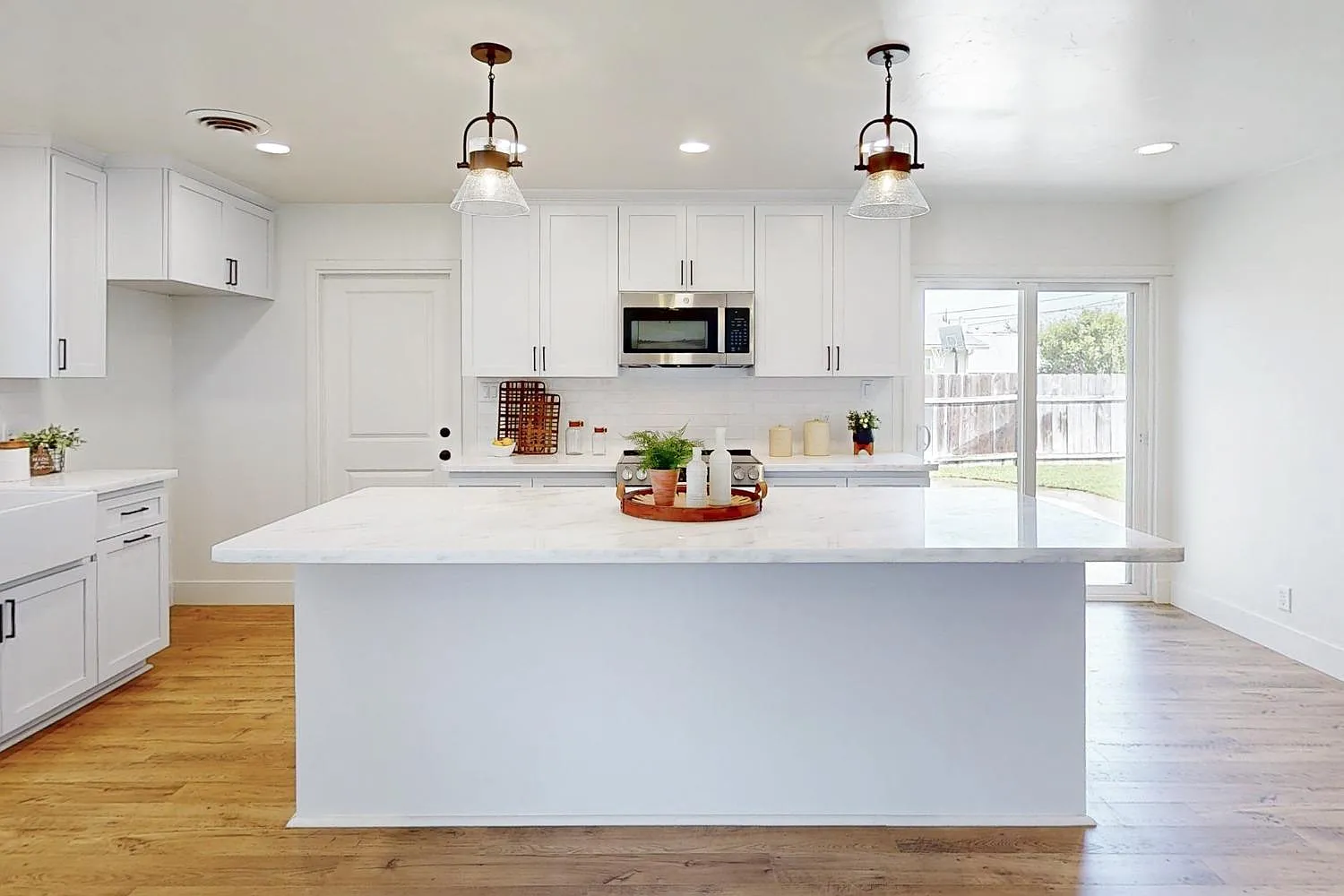 2231 Bubb St photo 1