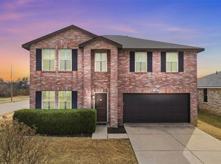 3620 Clydesdale Dr, Denton, TX 76210
