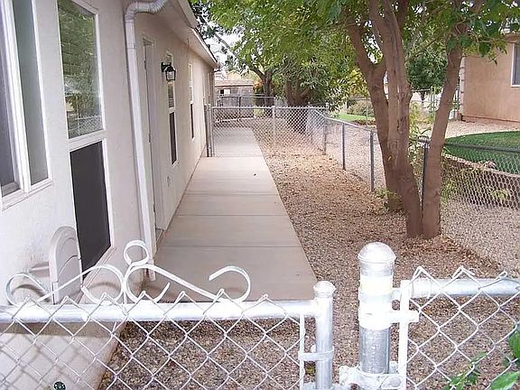 3rd image of 1115 N 1340 W #1