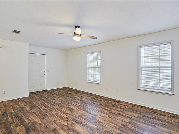 3rd image of 111 Caribbean Villas Dr #111B