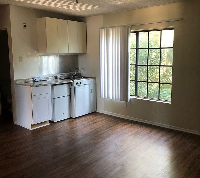 1st image of 17831 Lassen St #302
