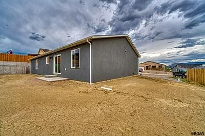 4th image of 151 High Meadows Dr