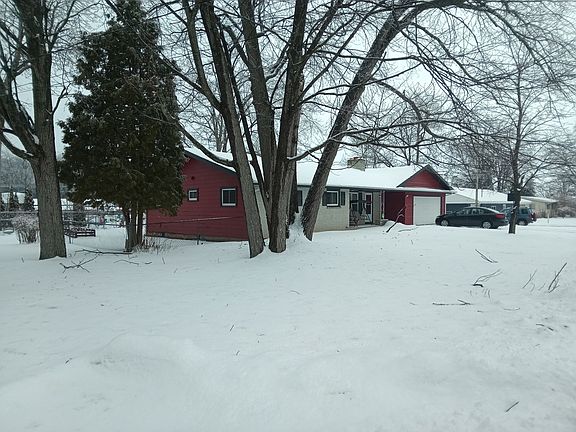 3rd image of 200 Roberts Rd