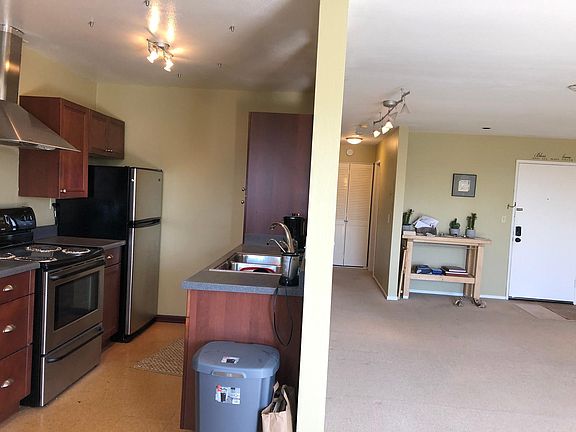 Dining area from kitchen to living room area